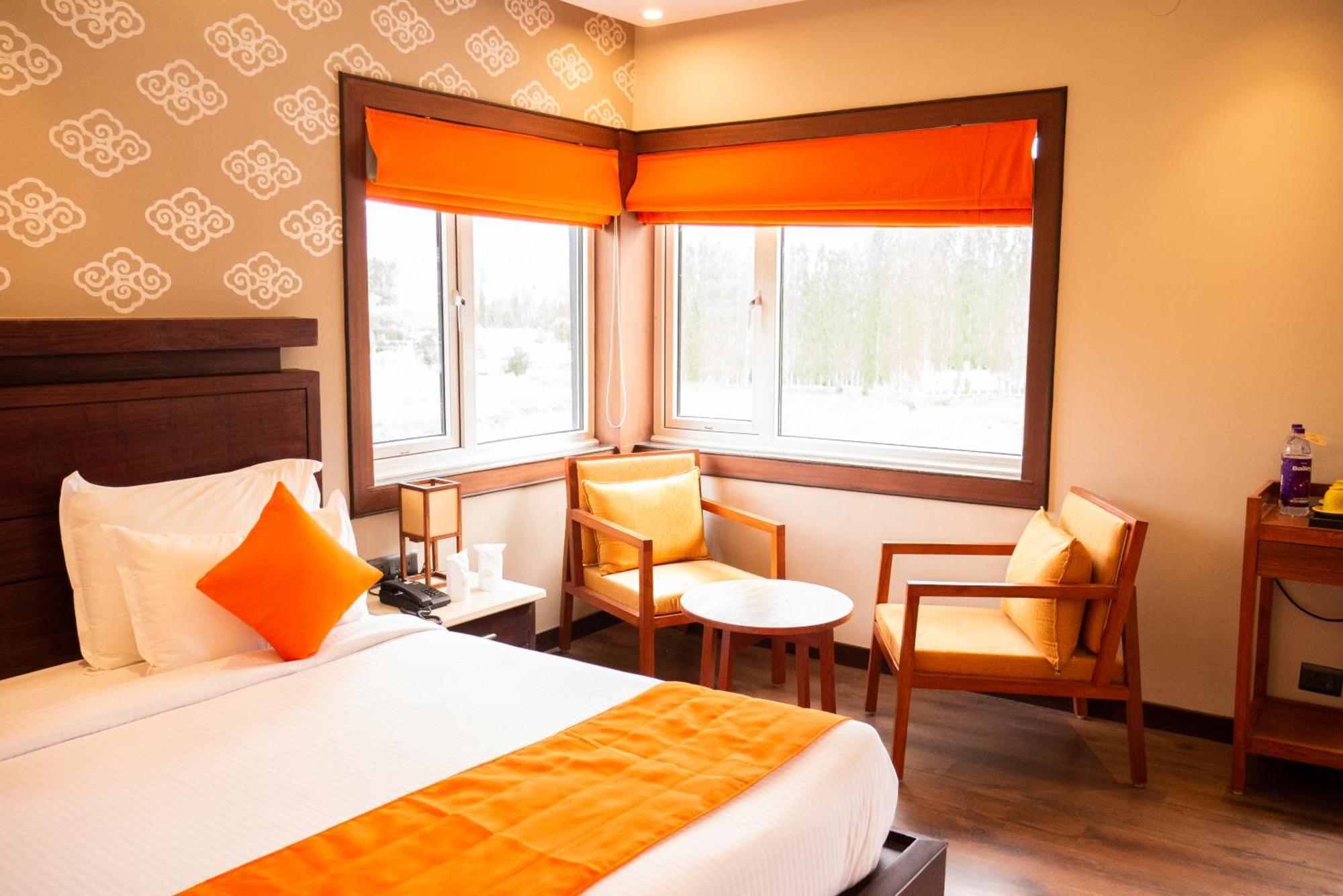 Angkasa Ladakh Resort Лех Екстер'єр фото